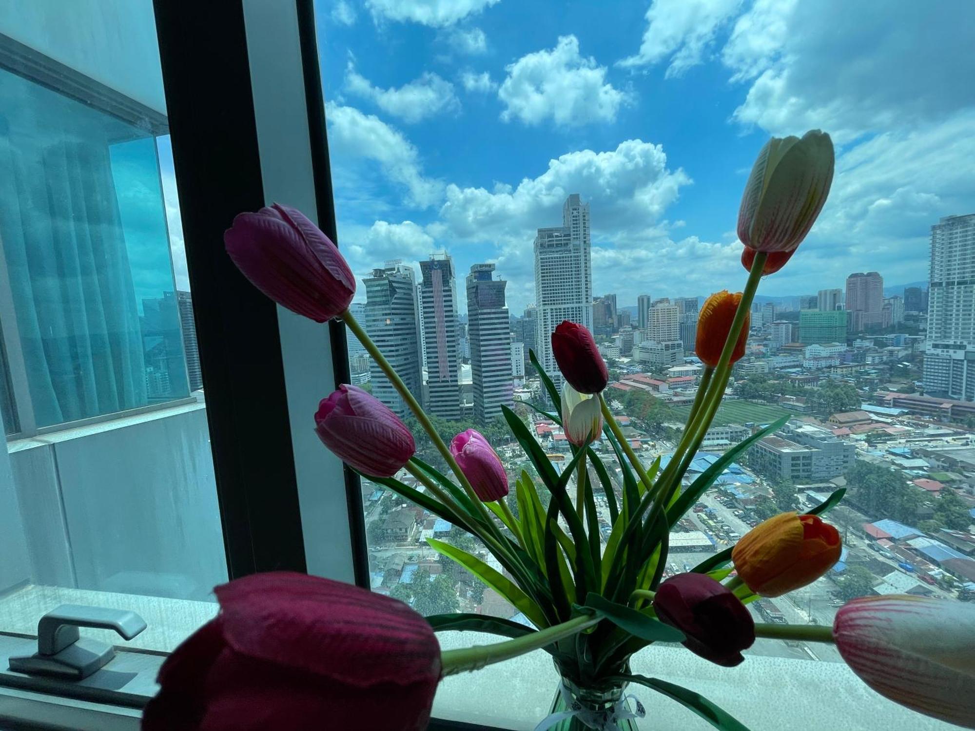 Mercu Summer Suite Klcc By Minshuku Kuala Lumpur Eksteriør billede